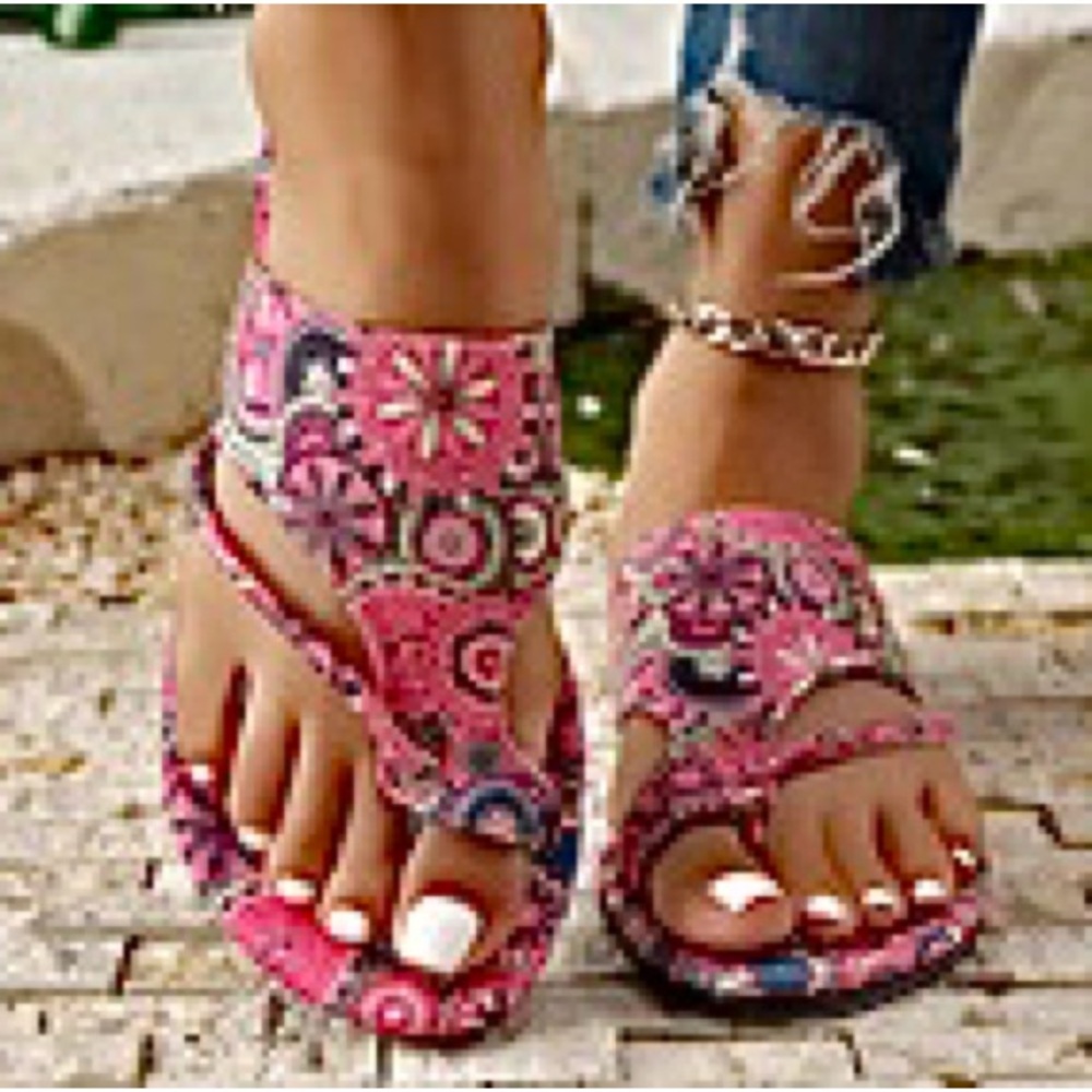 🆕Bohemian Colorful Mandala Patterned Pink Sandals for Women. Size 8.5. NWT.